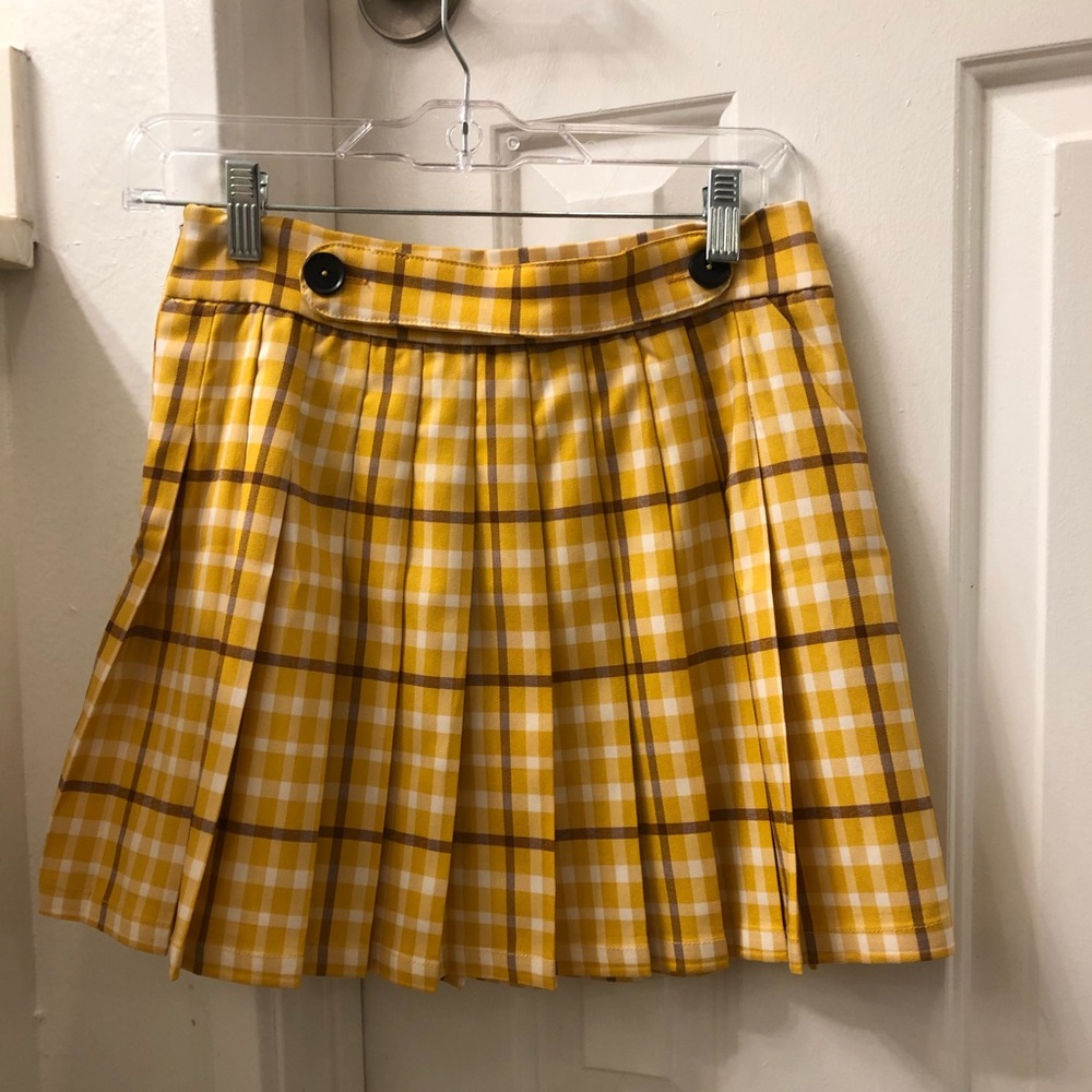 Yellow pleated mini skirt plaid schoolgirl cosplay